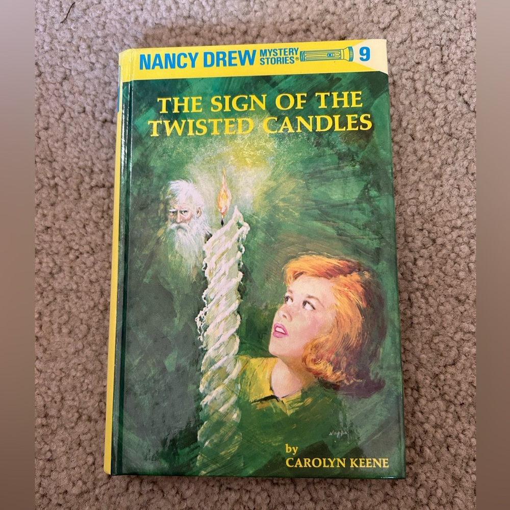 The Sign of the Twisted Candles by Carolyn Keene (Nancy Drew Mystery Stories #9)